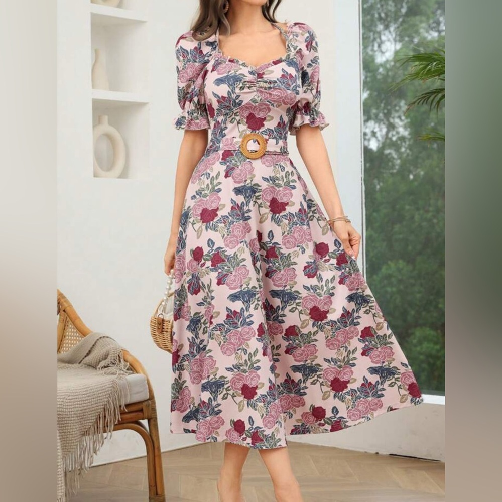 💕HP💕 Floral Midi Dress with Belt